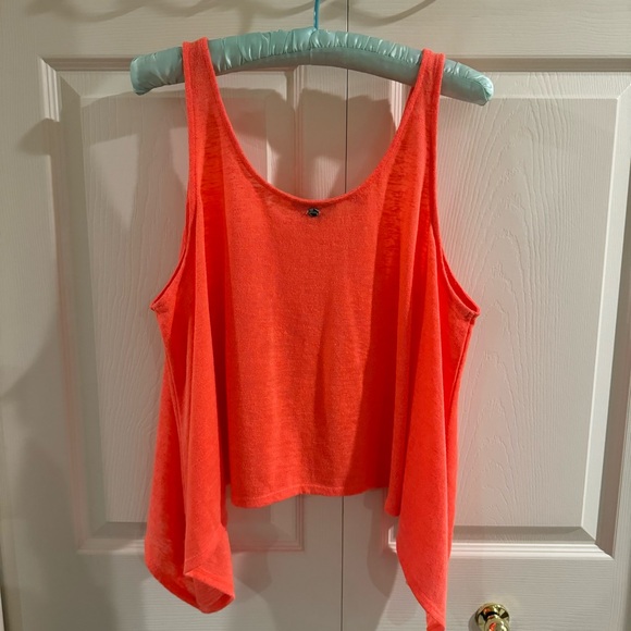 Guess Fluorescent Flowy Top - Picture 2 of 4